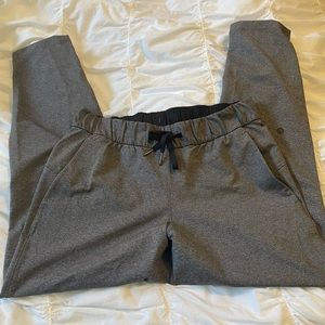 Lululemon On The Fly Pant,size 8